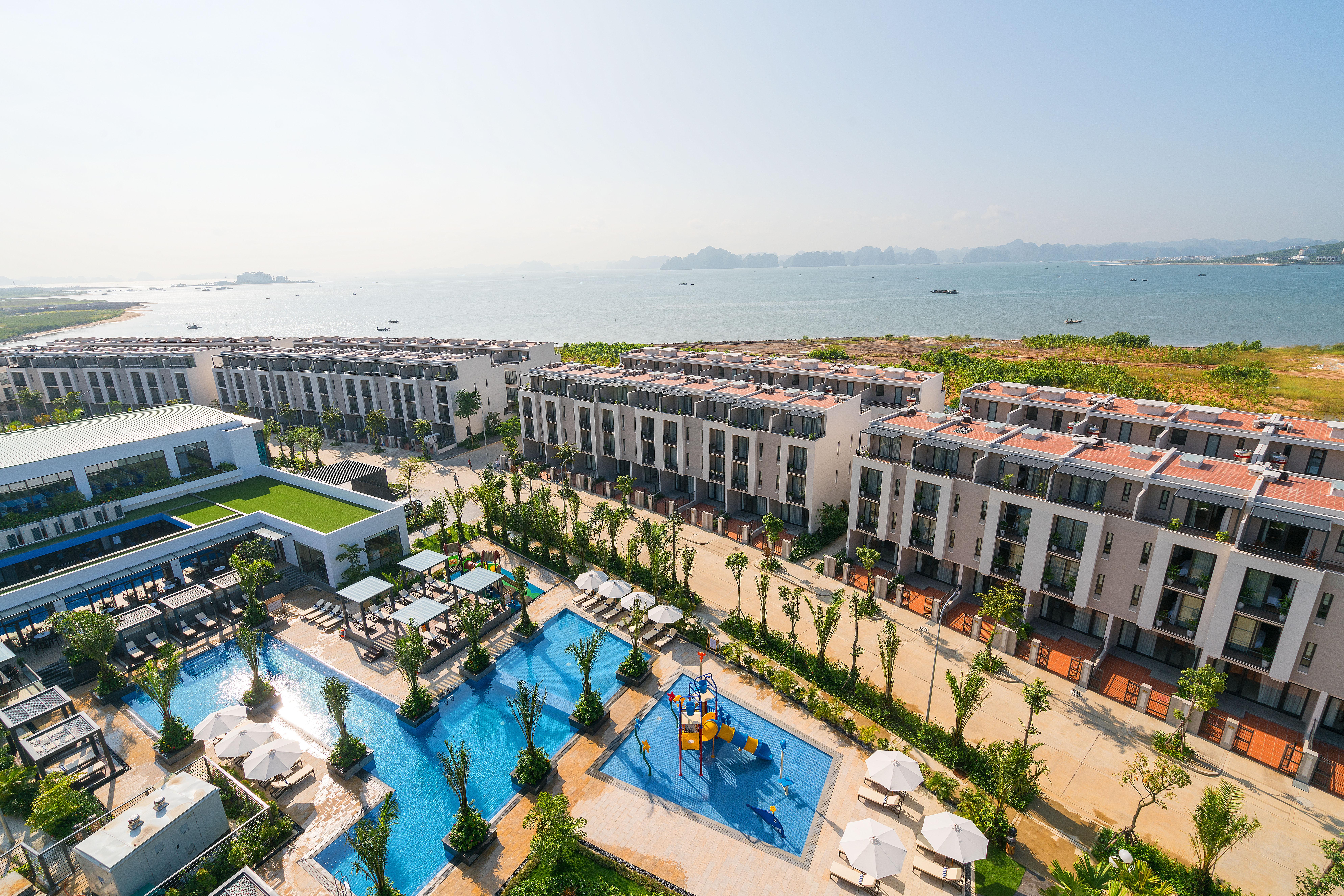 Royal Lotus Ha Long Resort & Villas Exterior photo